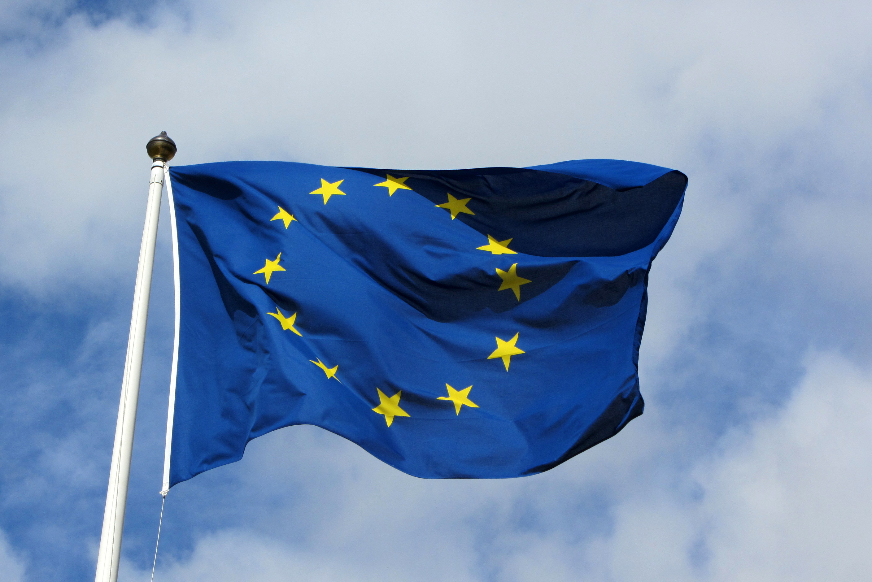 Programmi europei per un comune prossimo: tra sussidiarietà e sviluppo territoriale in chiave globale